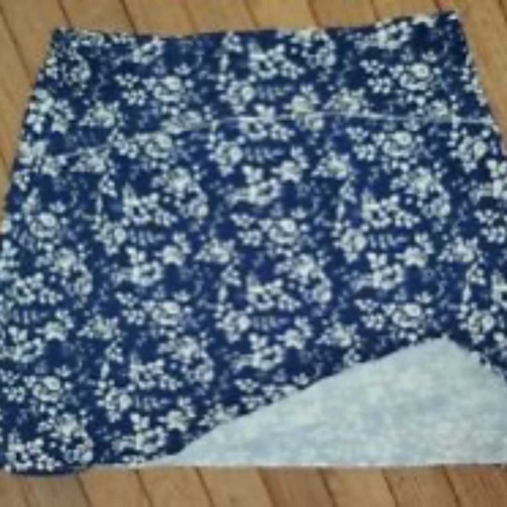 Sahalie Short Knit Skirt